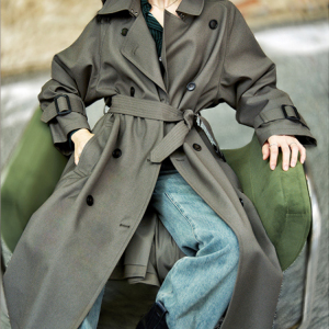 Korean high-end windbreaker jacket looks taller and slimmer