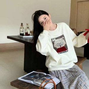 Spring and Autumn Women's Hoodie-Cartoon pattern loose long sleeved shirt