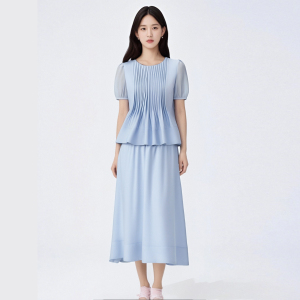 2025 Summer women's waiting for the wind to come,  tops and small shirts+Half skirt set