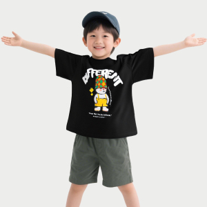 children T Summer rabbit shirt,  men's and women's short sleeved,  medium and large children's pure cotton top