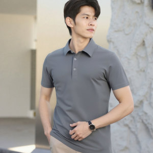 Retro style men POLO The classic collar design of the shirt is full of retro charm and super charming