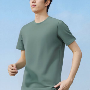 Men's summer round neck solid color short sleeved shirt with slightly wide coverage Korean style trend T T-shirt