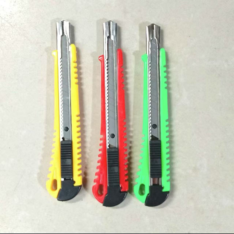 家用小号美工刀壁纸刀裁纸刀随身手工小刀便携
