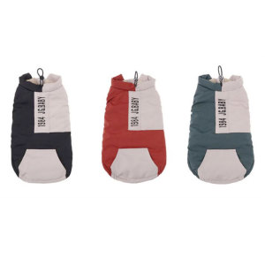 Dog clothes are better than teddy bears.  Small and medium-sized dogs can be pulled in winter.  Thick and warm pet cotton clothing for small dogs