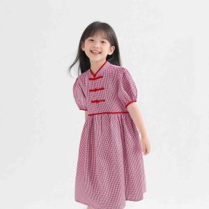 新款泡泡袖纯棉女童连衣裙红格旗袍中国风