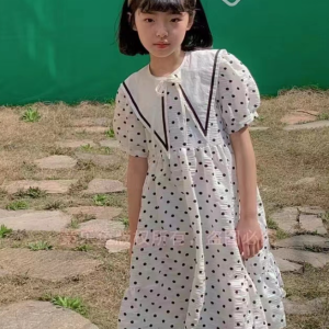 夏季新品女童赫本风泡泡袖波点收腰大翻领雪纺连衣裙