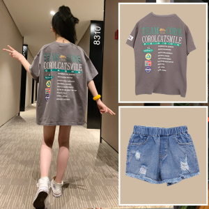 夏季短袖 T 恤大童宽松上衣牛仔短裤清凉感 