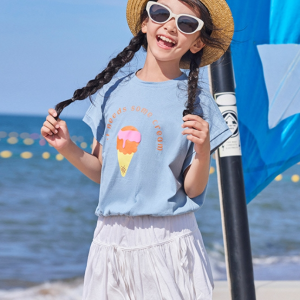 New summer clothing for children made of pure cotton t The trend of printed base shirts for children and girls in the Western style